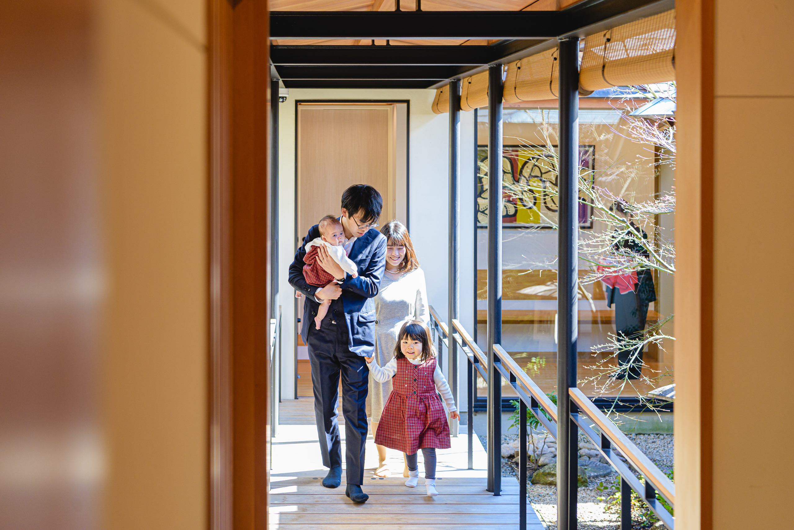 西宮・芦屋・神戸・芦屋の阪神間で出張撮影行っているLighthouse Photo・ライトハウスフォトのブログ「【芦屋神社でお宮参り】木漏れ日と優しい笑顔に包まれた、ご家族の宝物の1日」のイメージ写真04