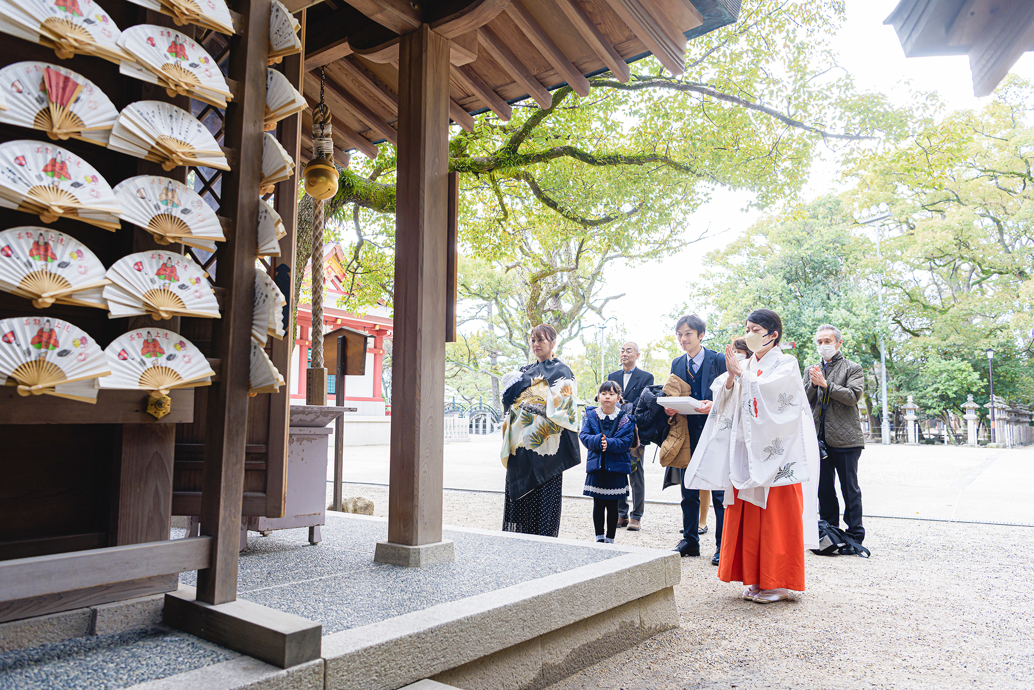 西宮・芦屋・神戸・芦屋の阪神間で出張撮影行っているLighthouse Photo・ライトハウスフォトのブログ「西宮神社お宮参り撮影｜午後からゆったり、ご両家そろった境内の一日」のイメージ写真4